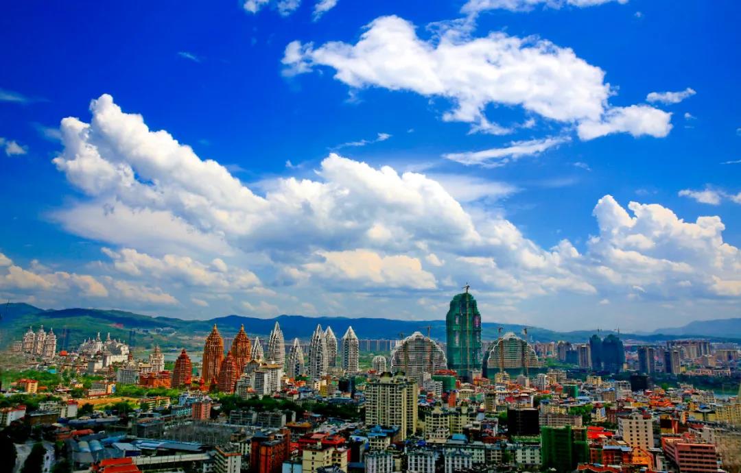 看一眼就心動(dòng)！小伙伴熟悉的“云南藍(lán)”又回來了    昆明宴會(huì)策劃